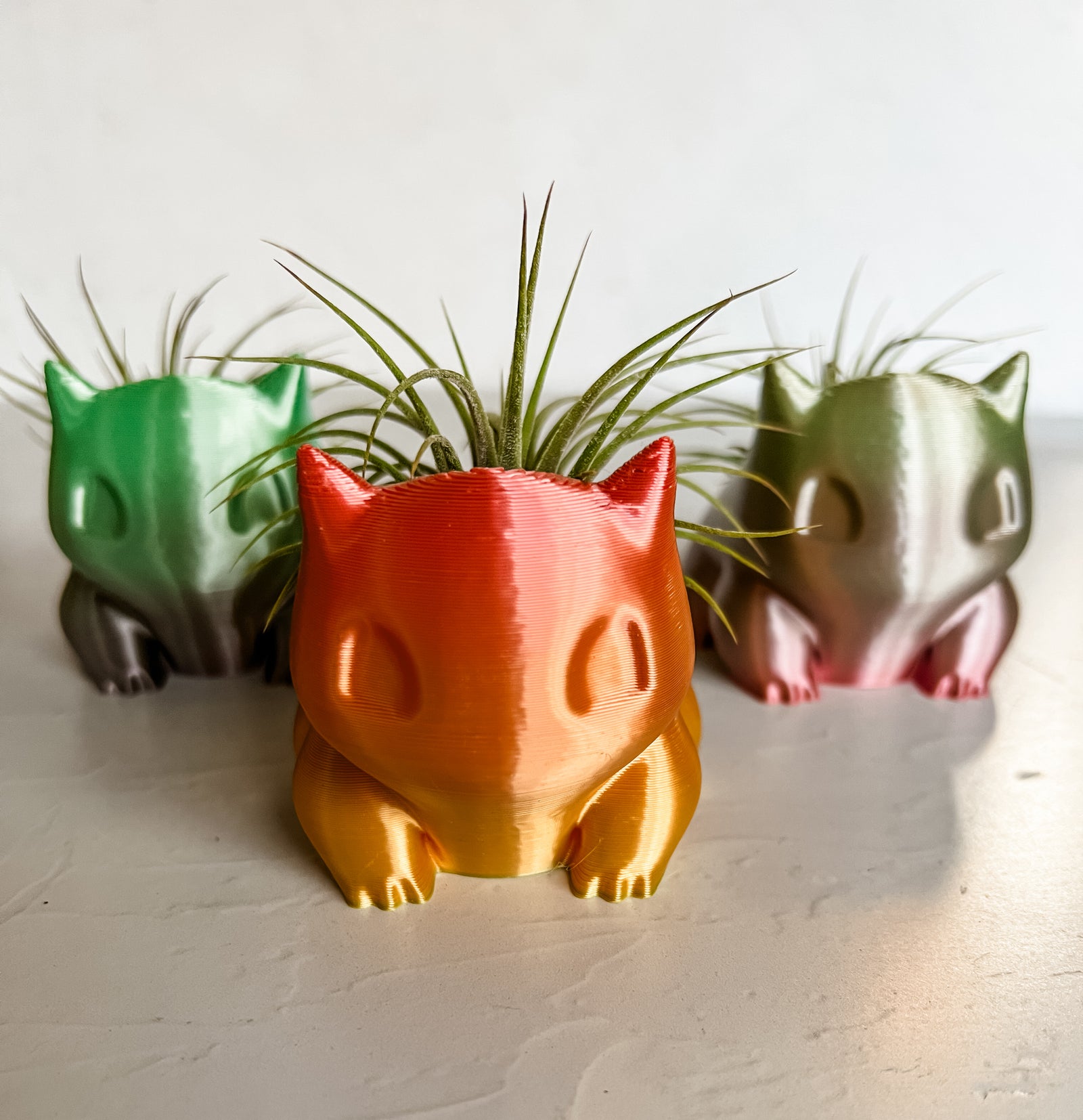 Bulbasaur Bloom Planter + air plant